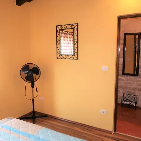 Milena - Lbn354 By Interhome Tatil Evi *