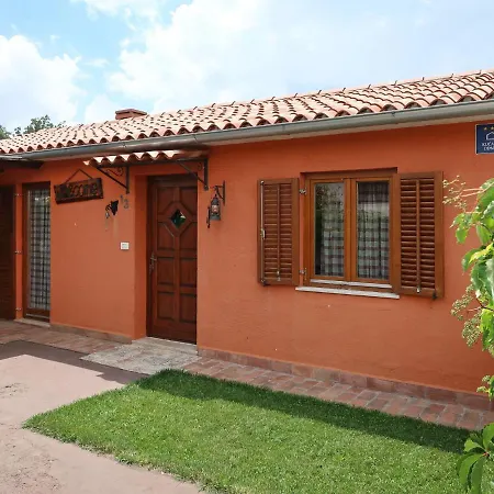 بيت للعطل Milena - Lbn354 By Interhome
